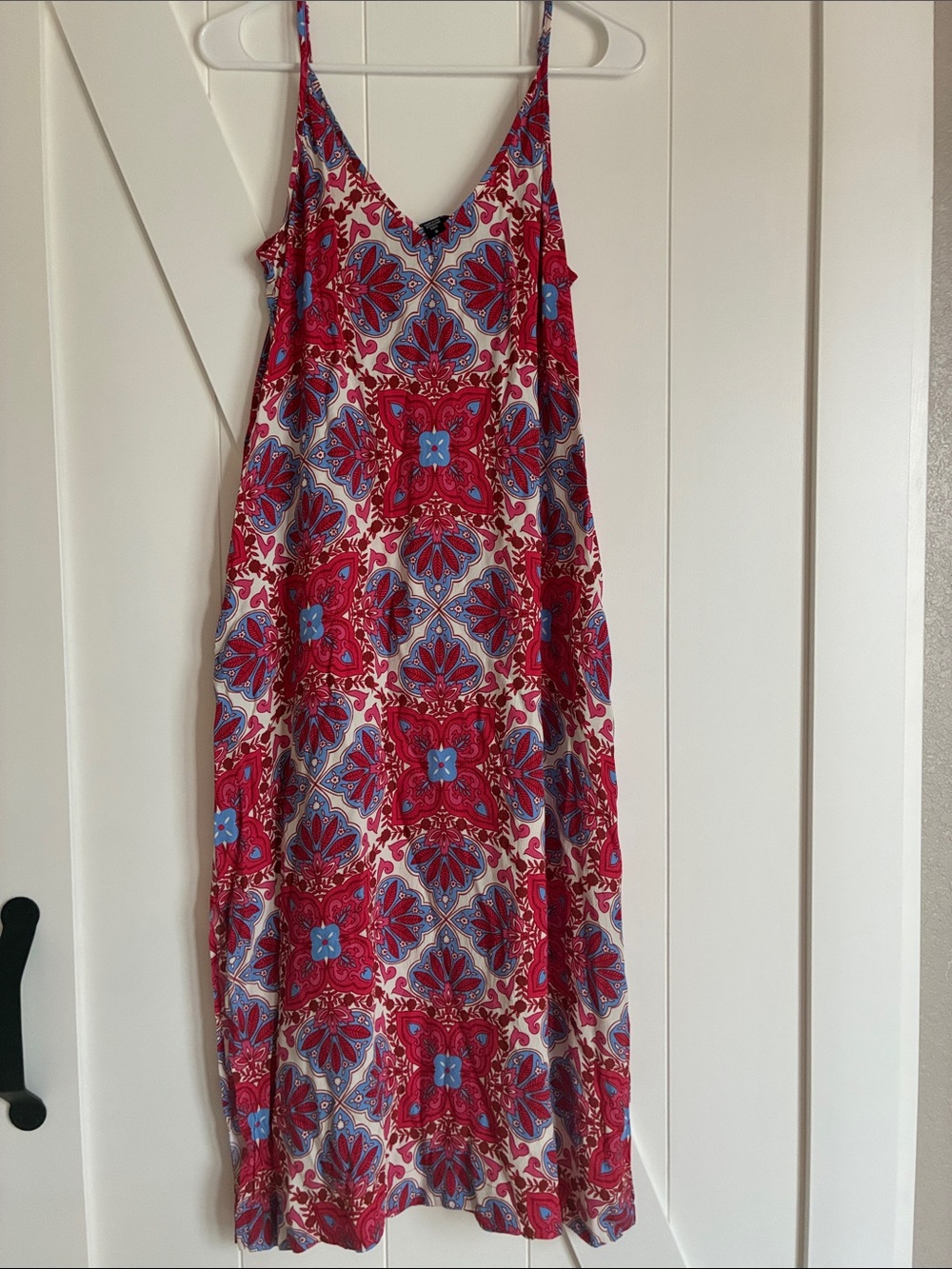 Karen Kane Red and Blue Printed Midi Slip Dress